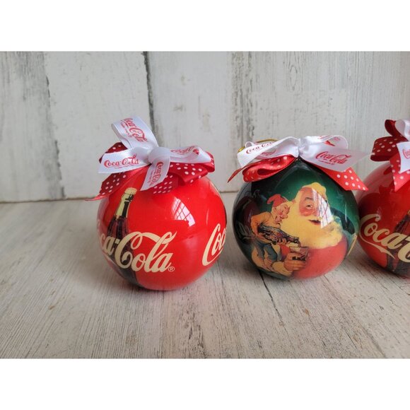 Enesco coke ball Coca-Cola Santa Claus vintage ornament Xmas set - Picture 2 of 7